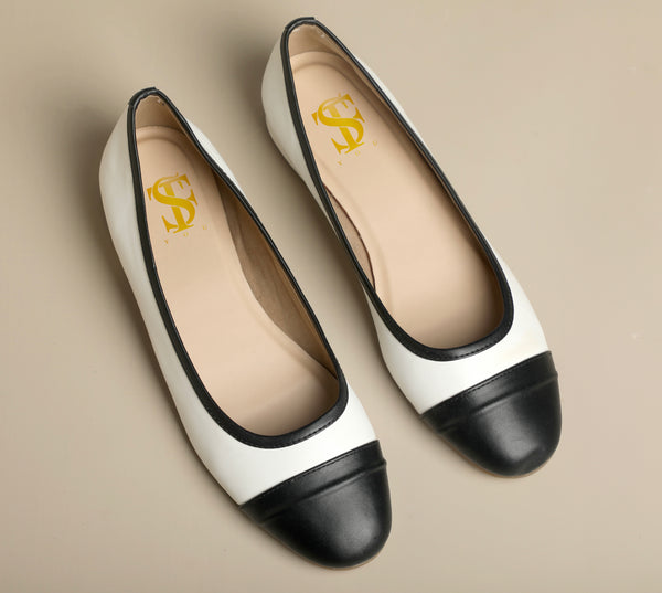 Black round toe ballerina