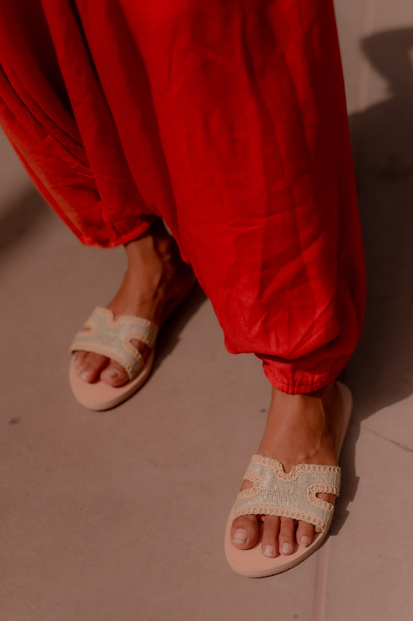 Green raffia slides