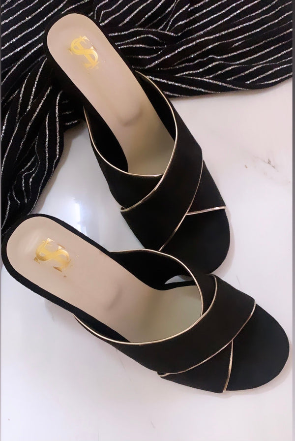 Black-Golden cross Fitted heels